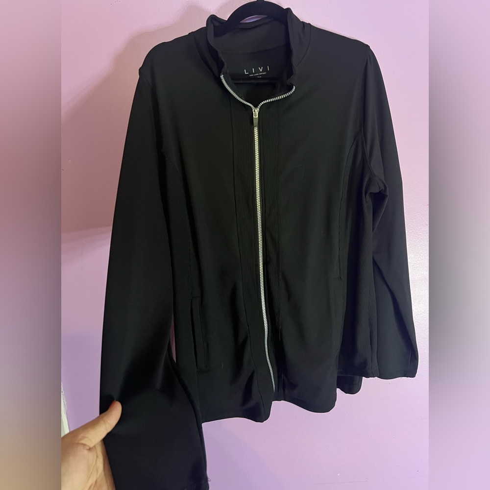LIVI Black sweatshirt lane Bryant
